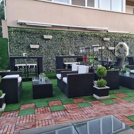 Hotel Tri "O" Topola Экстерьер фото