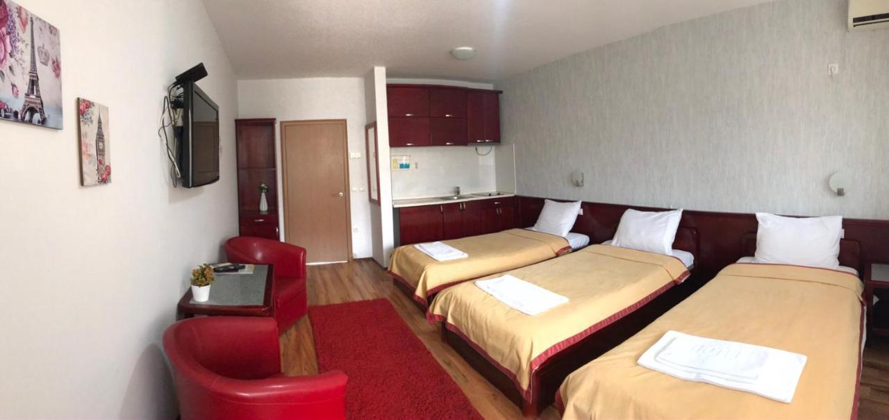 Hotel Tri "O" Topola Экстерьер фото