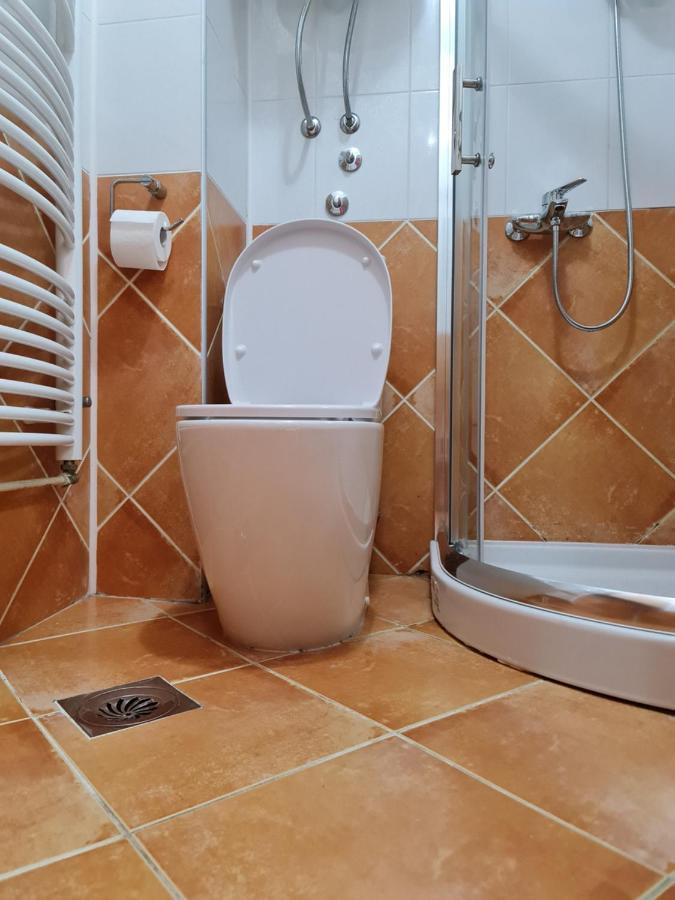 Hotel Tri "O" Topola Экстерьер фото