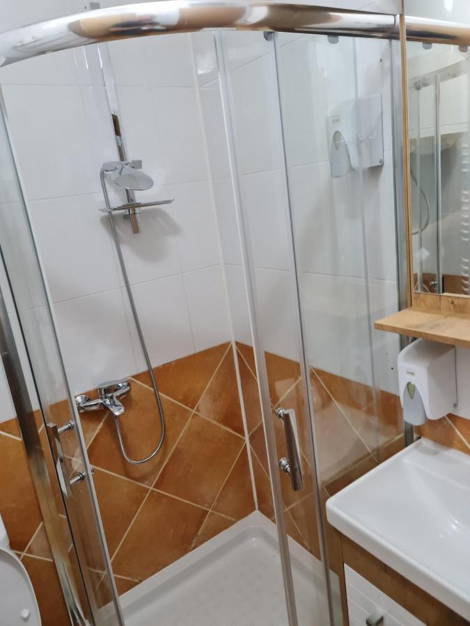 Hotel Tri "O" Topola Экстерьер фото