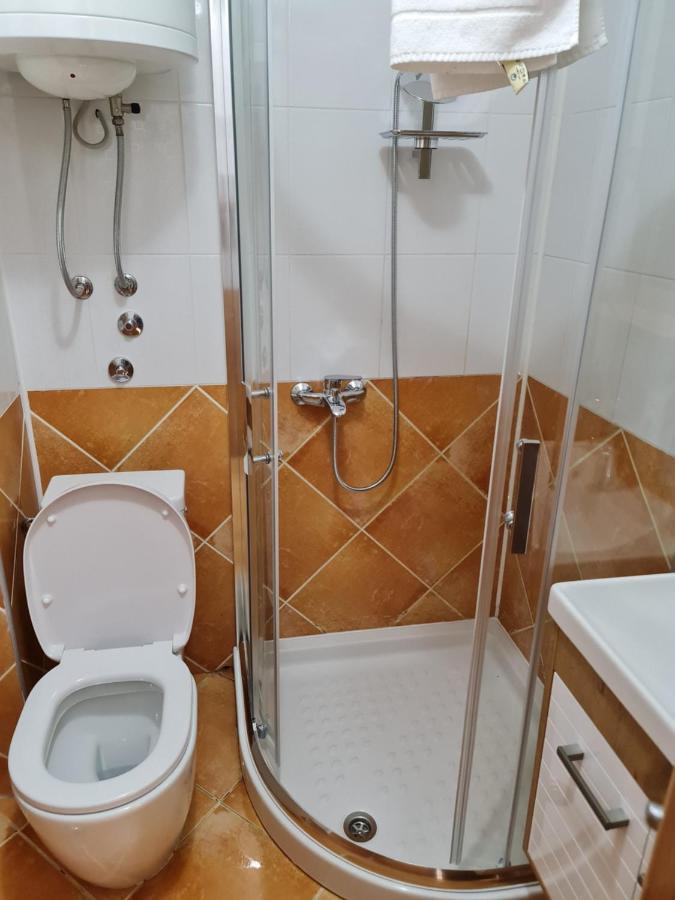 Hotel Tri "O" Topola Экстерьер фото